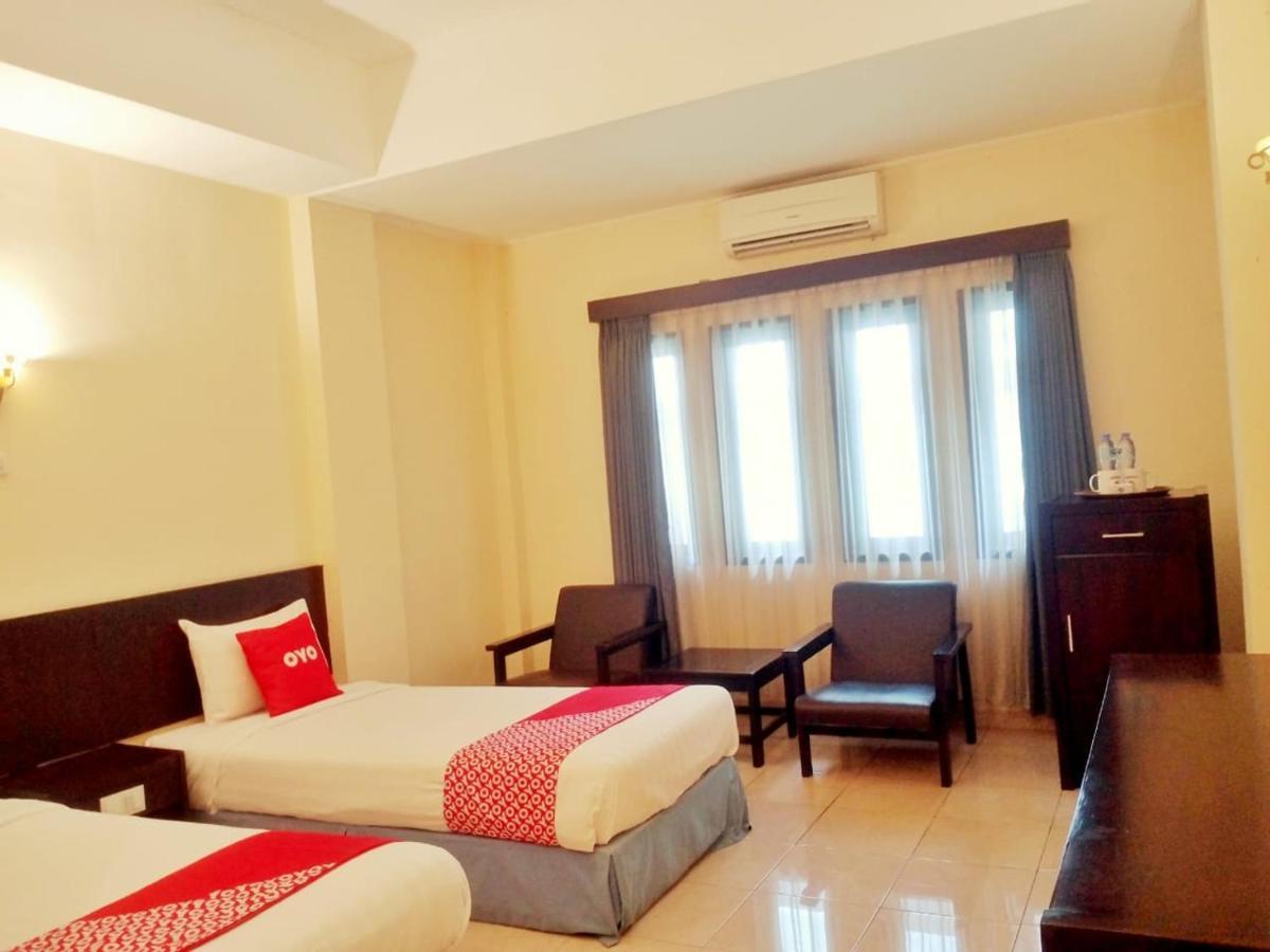 Oyo 90102 Edotel Hotel By Dbest Hospitality Bandung Luaran gambar
